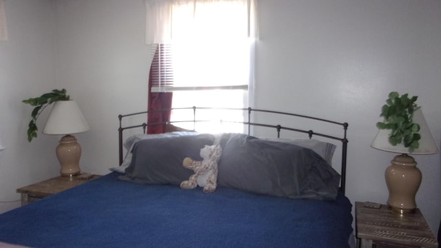 309 E Topeka Ave, Wildwood Crest, NJ 08260 - bedroom with multiple windows