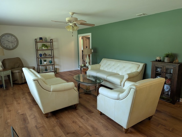 71 Perry Rd, Petersburg, NJ 08270 - living area featuring ceiling fan and wood finished floors