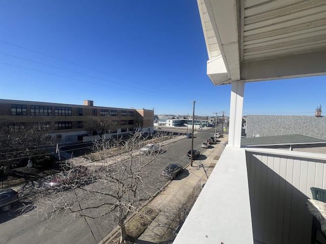 exterior space featuring a balcony