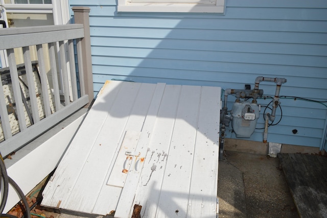 details with a bulkhead entry and gas meter