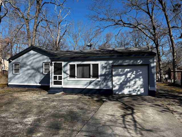 view of front facade with a garage