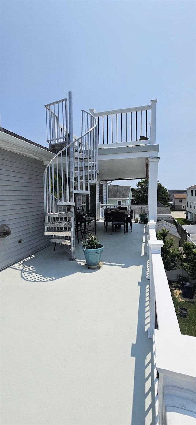 424 W Andrews Ave, Wildwood, NJ 08260 - view of patio with stairs