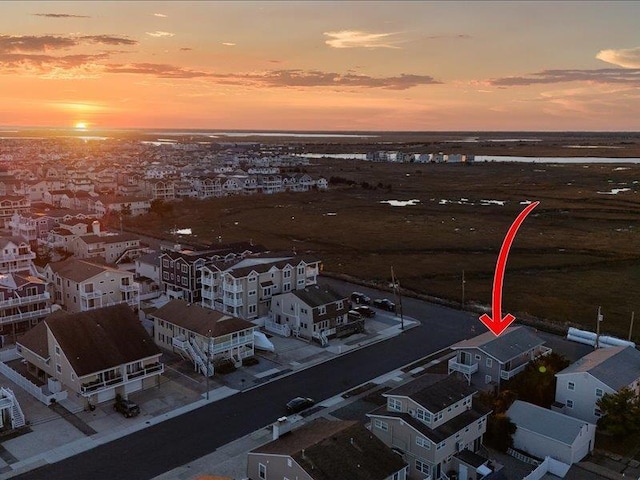 view of aerial view at dusk