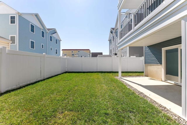 view of yard with a patio area