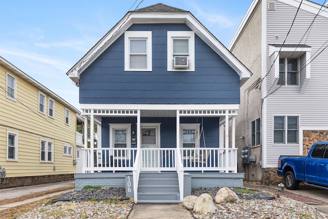 view of front of property featuring a porch