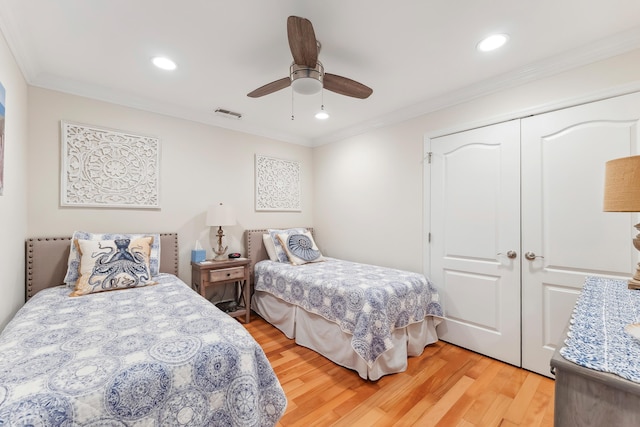 148 W Heather Rd Unit 148, Wildwood Crest, NJ 08260 - bedroom with light wood-style flooring, a closet, recessed lighting, ornamental molding, and a ceiling fan