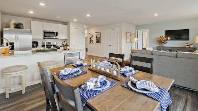 214 Bentz Ave, Villas, NJ 08251 - dining area with dark wood-type flooring and recessed lighting