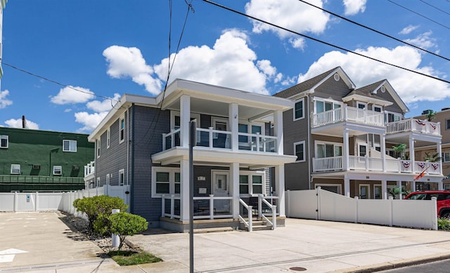 417 E Monterey Ave, Wildwood Crest, NJ 08260 - photo 1