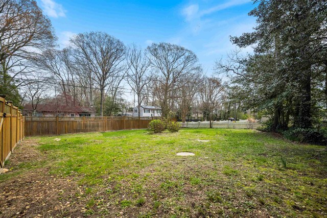 331 Holly Ln, Erma, NJ 08204 - view of yard with a fenced backyard