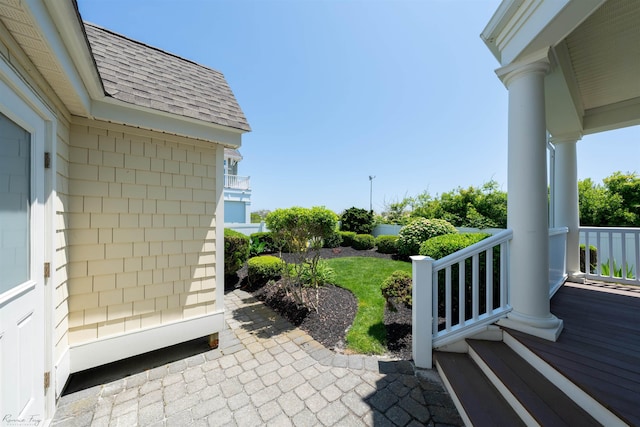 view of patio / terrace with covered porch