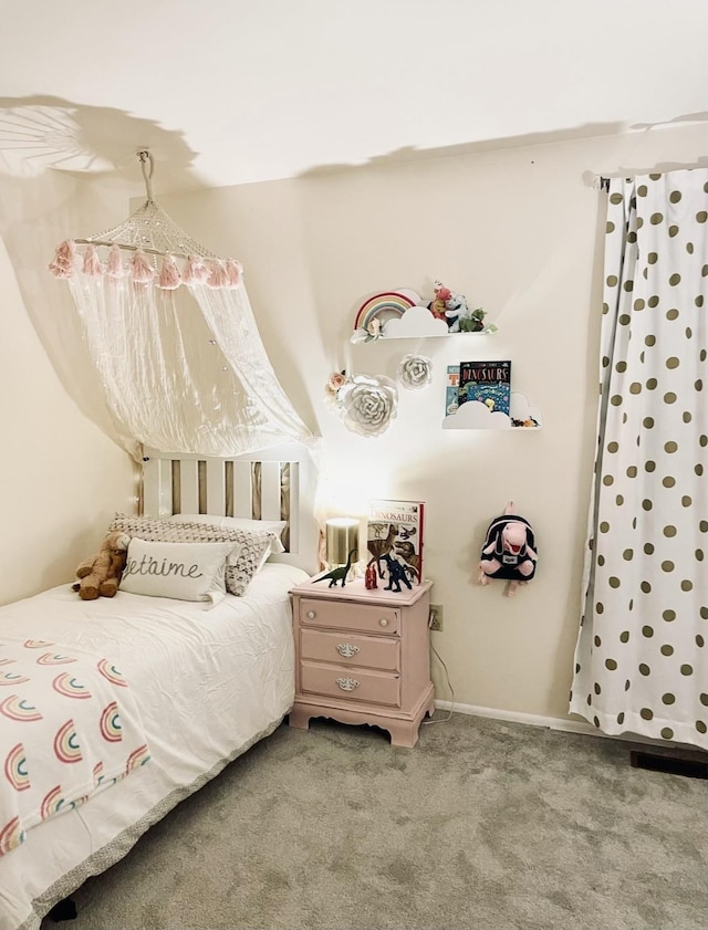 bedroom with carpet floors