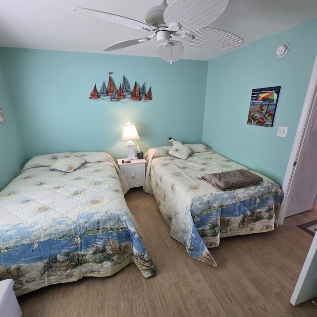 1800 Ocean Ave Unit 515, North Wildwood, NJ 08260 - bedroom with wood finished floors and a ceiling fan