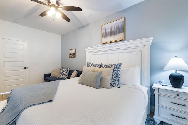 bedroom with a ceiling fan