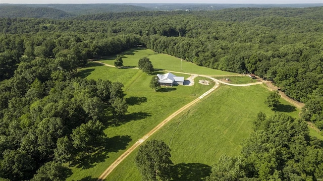 birds eye view of property featuring a rural view