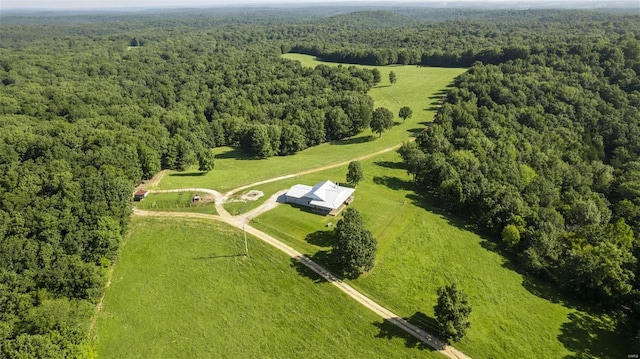 birds eye view of property featuring a rural view