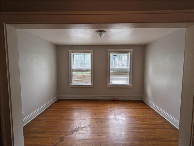 Listing photo 4 for 4726 S Grand Blvd, Saint Louis MO 63111