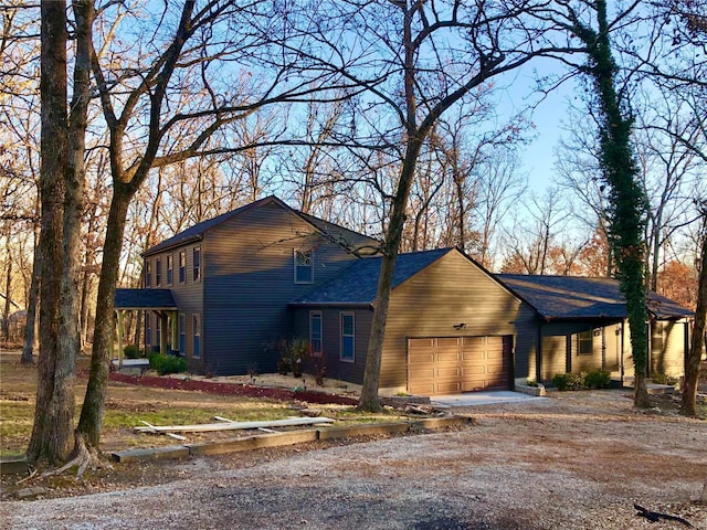 view of front facade with a garage