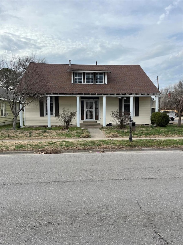 view of front of house