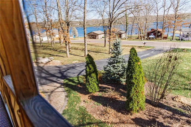 view of yard with a water view