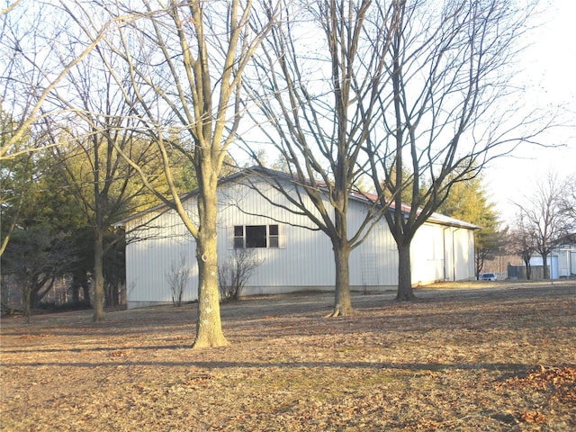 view of home's exterior