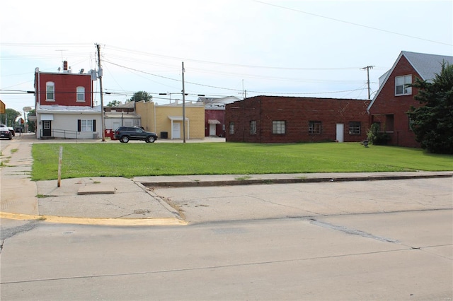 Listing photo 3 for 119 E Exchange St, Jerseyville IL 62052