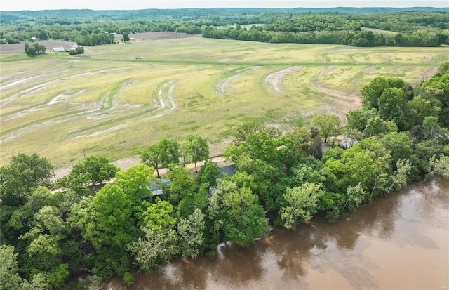 bird's eye view featuring a rural view and a water view