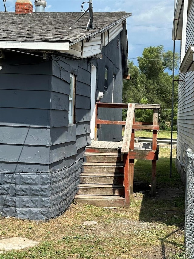 view of side of property