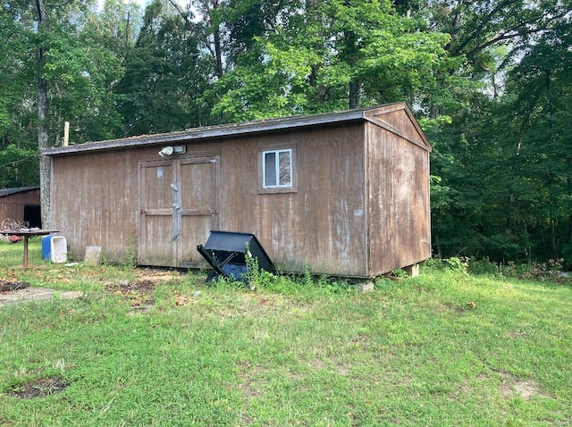 view of outdoor structure