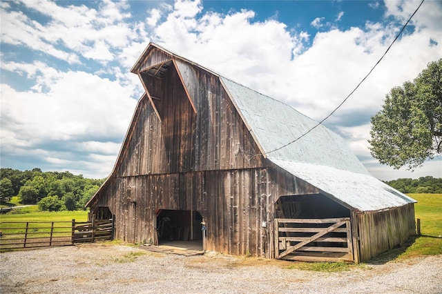 view of outbuilding