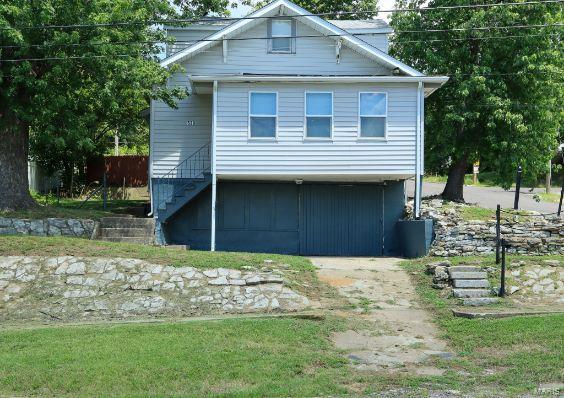 view of side of home