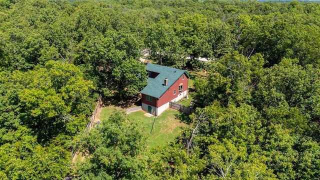 bird's eye view with a forest view