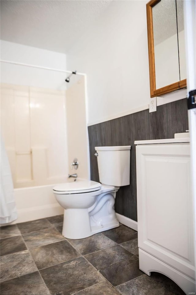 full bathroom with toilet, shower / bath combination with curtain, and vanity