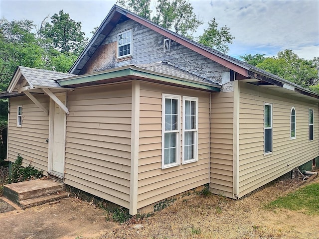 view of side of property