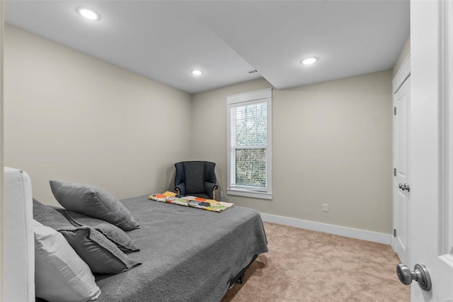 carpeted bedroom with recessed lighting and baseboards