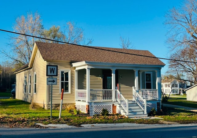 bungalow featuring a porch