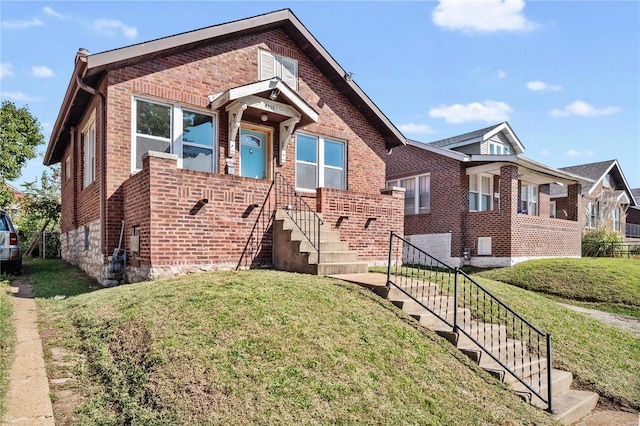 view of front of home with a front yard