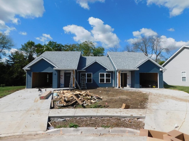 view of front facade with a garage