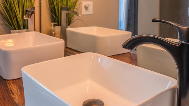 interior details featuring hardwood / wood-style floors