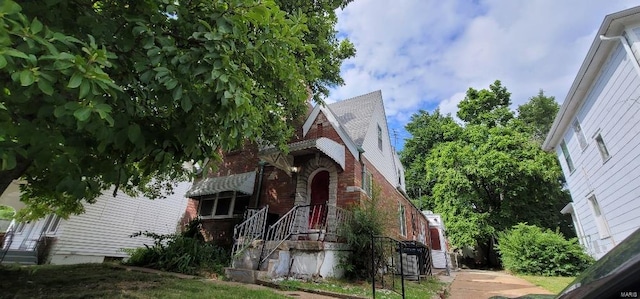 view of property exterior