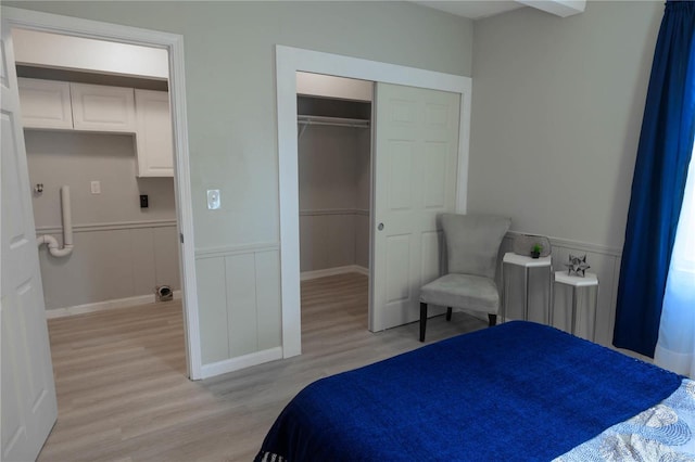 bedroom featuring light wood-type flooring