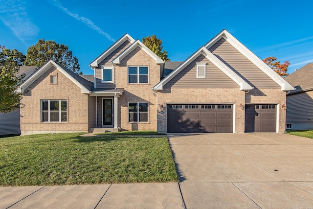 view of front of home featuring a front yard