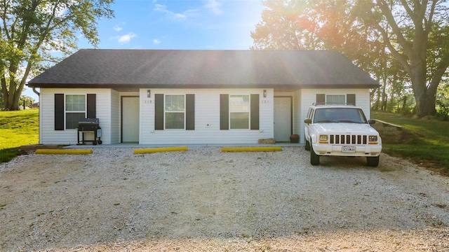 view of front of property