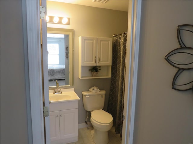 full bath featuring visible vents, toilet, a shower with curtain, tile patterned floors, and vanity