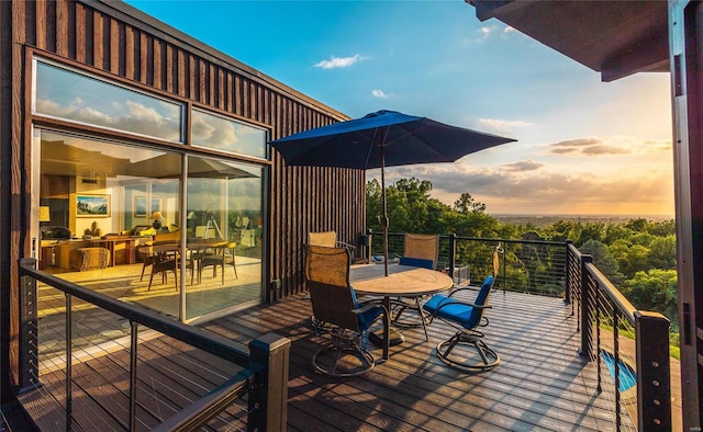 view of deck at dusk