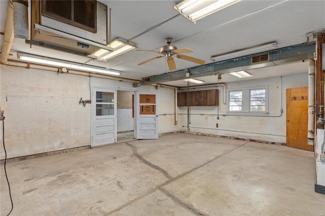 garage featuring ceiling fan