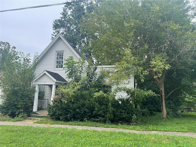 view of front of home