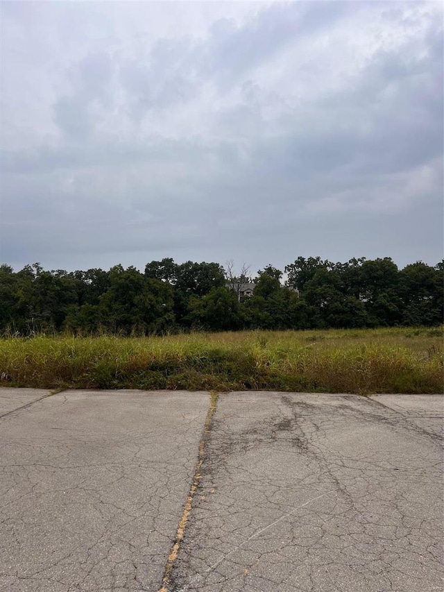 Listing photo 3 for 1421 W Madison Ave Lot 9, Lebanon MO 65536