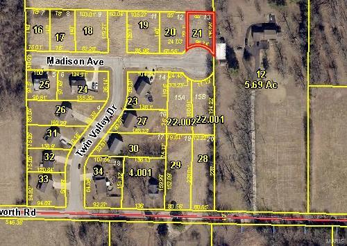 Listing photo 2 for 1411 W Madison Ave Lot 13, Lebanon MO 65536