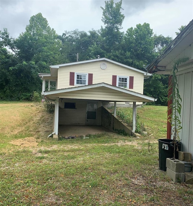 exterior space with a yard