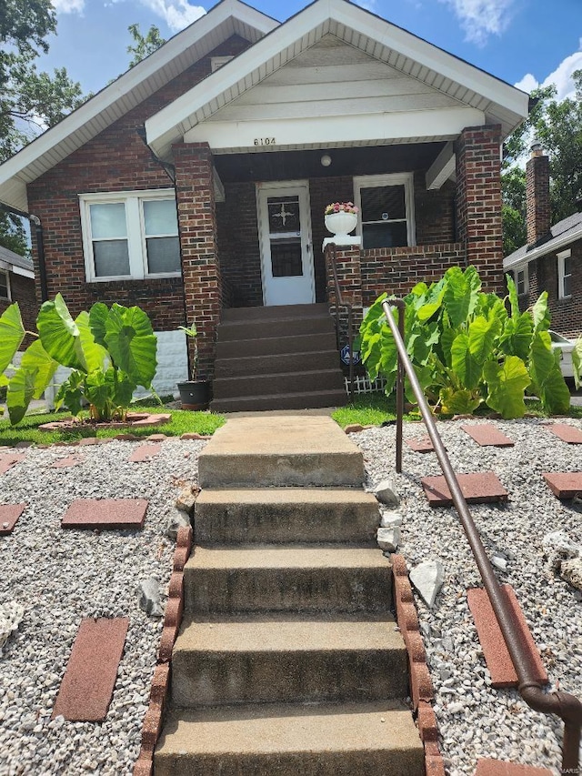 view of front of home with covered porch